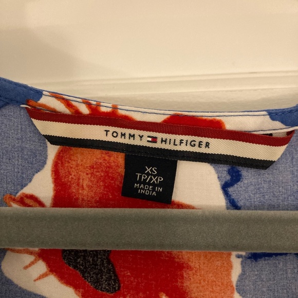 tommy hilfiger patterned shirt sleeve blouse - Picture 3 of 3